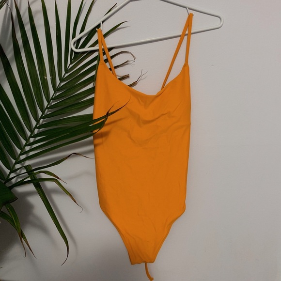 NWT AERIE STRAPPY BACK ONE PIECE SWIMSUIT - Picture 3 of 6